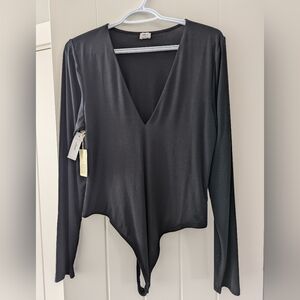 Aritzia Wilfred black body suit